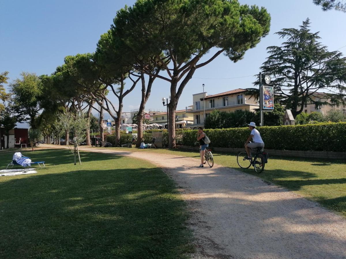 La Casa Di Marzia Apartment Бардолино Екстериор снимка